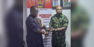 Presidential Amnesty Programme Administrator Meets with Nigerian Army Commanding Officer